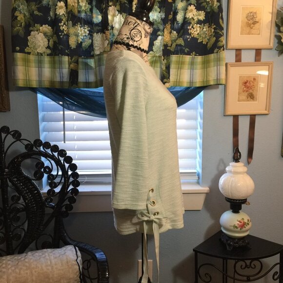 Jones Sport tie side terry top - Picture 3 of 7